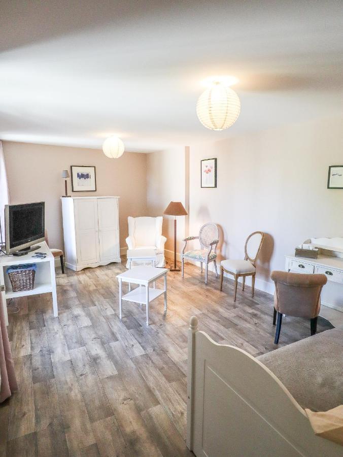 Holiday home Le Grand Presbytere De Beaulieu-les-Loches
